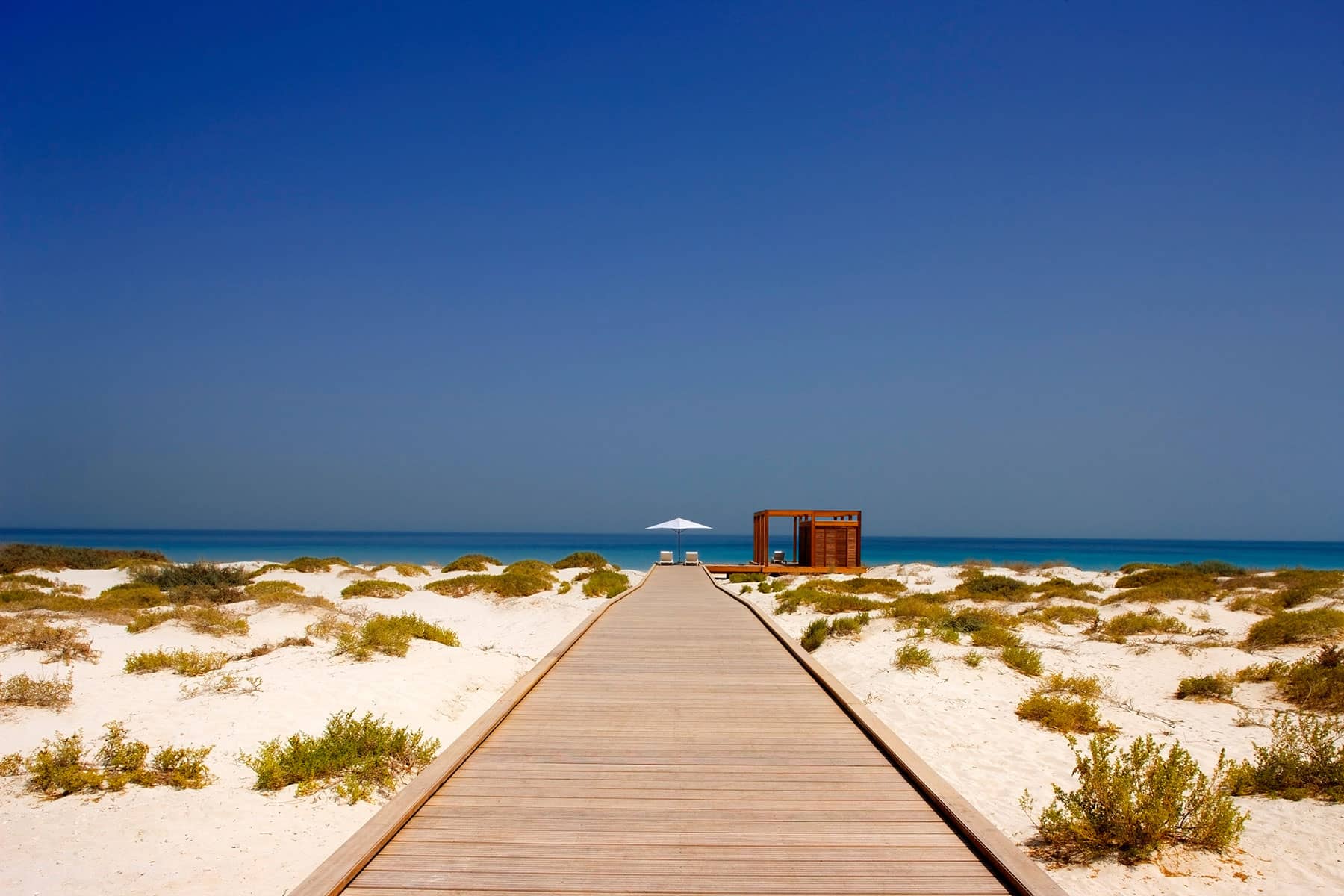 Architecture Photography: Boardwalk to infinity, Saadiyat Beach Club, Abu Dhabi.