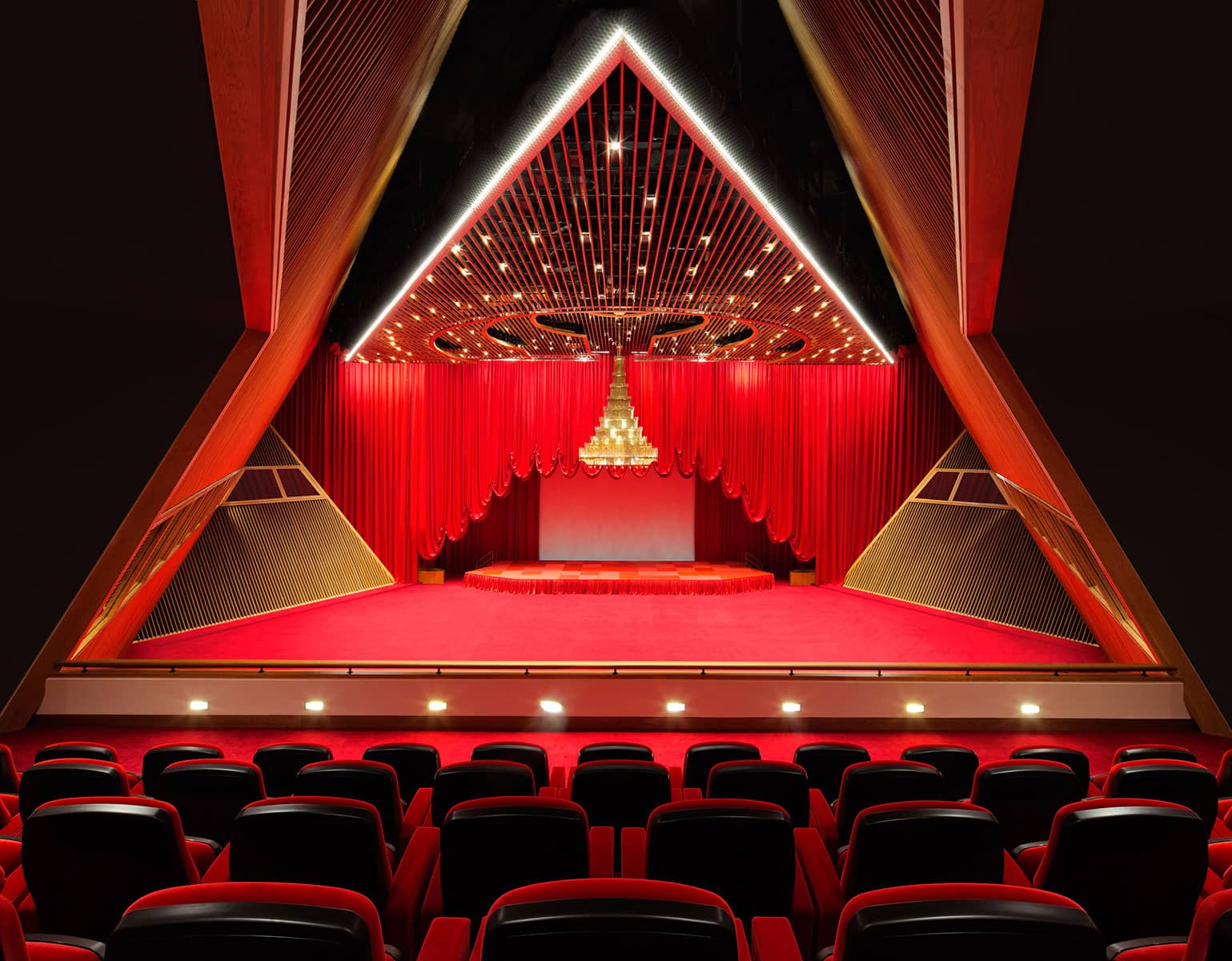 MICE Professional Photography: Meeting + Conference Theatre Style set-up